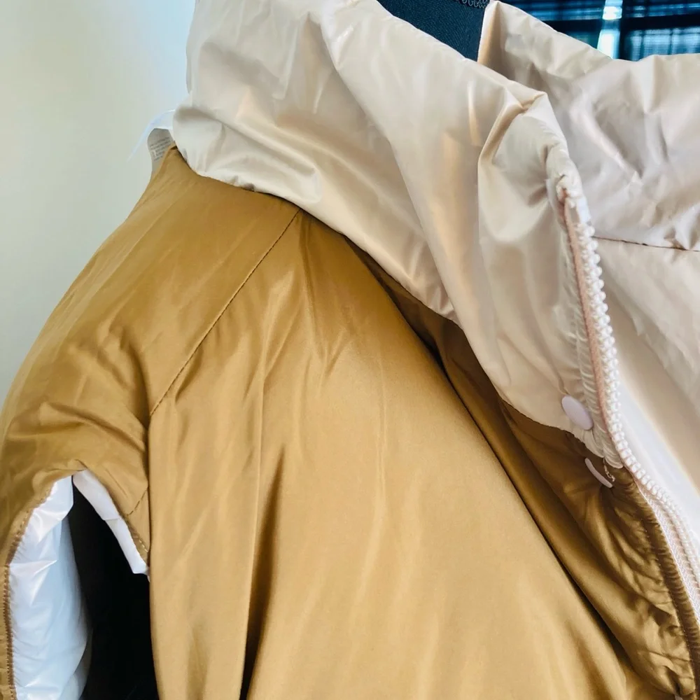 Fabletics essential reversible puffer vest - Picture 2 of 5